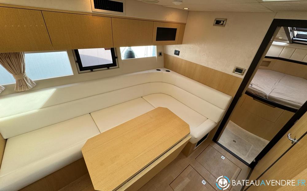 Galeon 405 HTL interieur photo 4