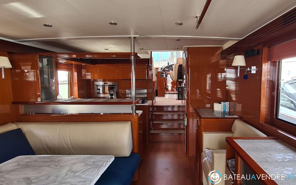 Beneteau Swift Trawler 52 interieur photo 4