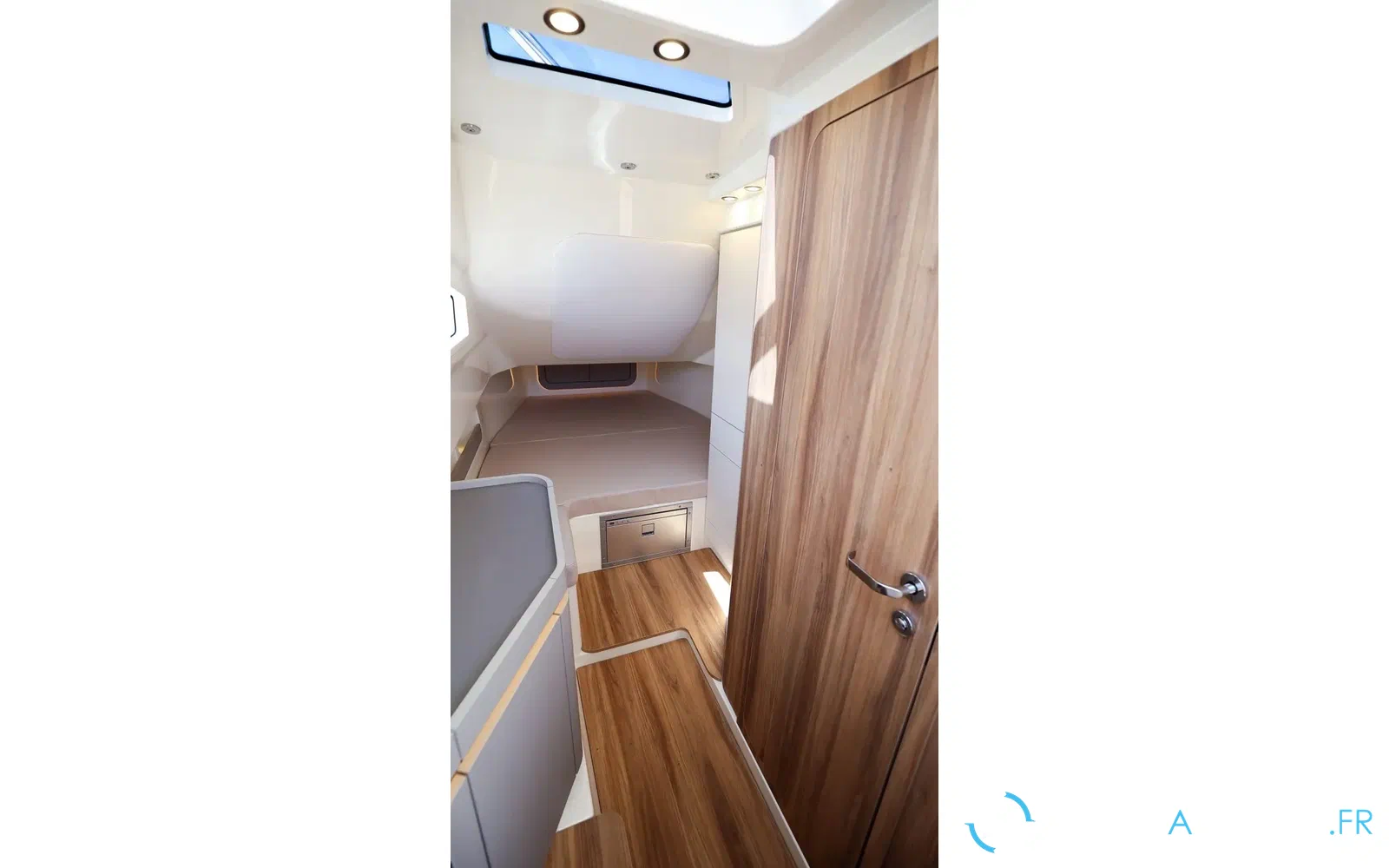 slider 8 Capelli Tempest 42