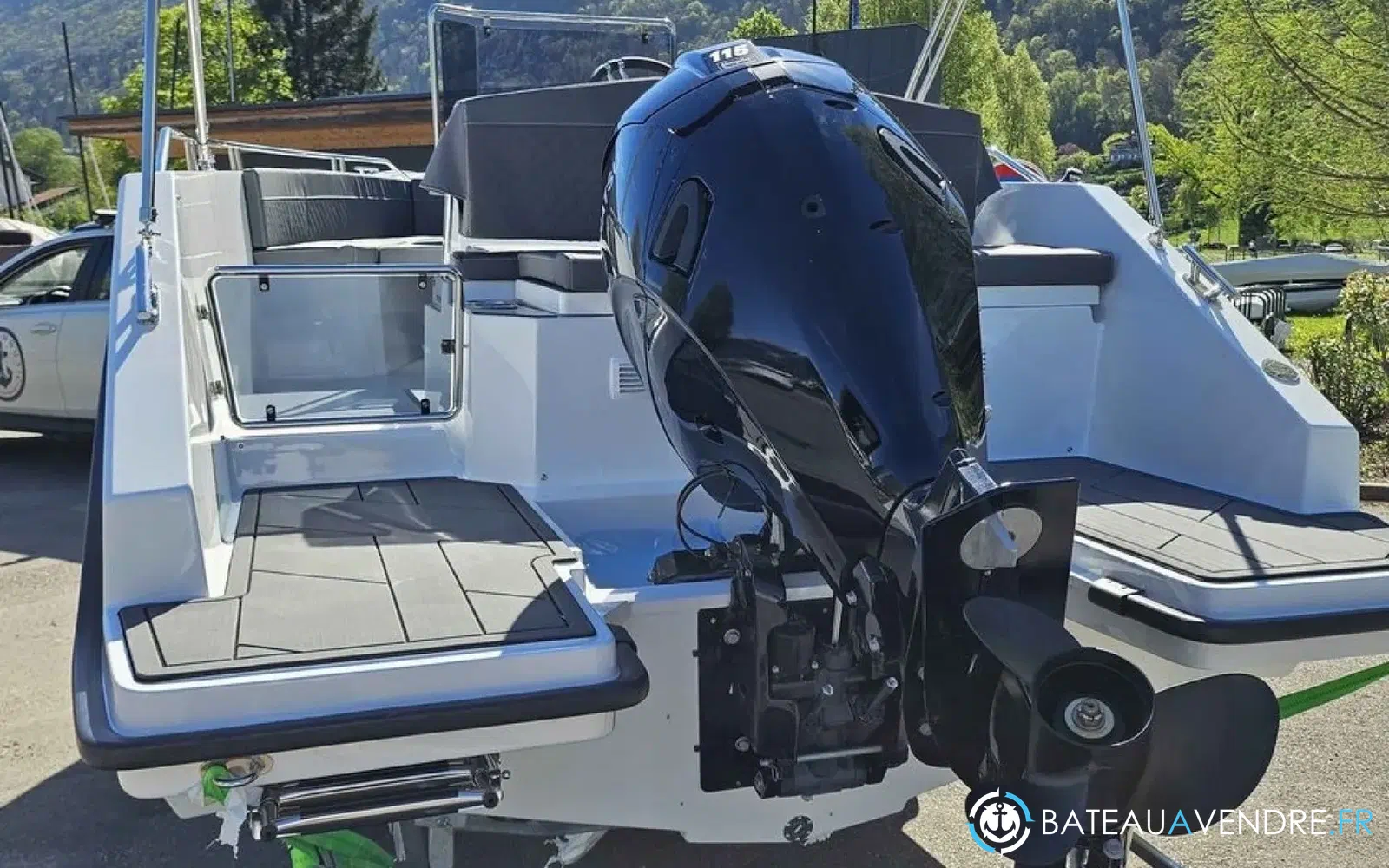 slider 8 Silver Yacht Silver 555