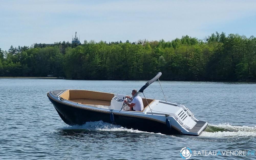 Silver Yacht Silver 655 Tender exterieur photo de présentation