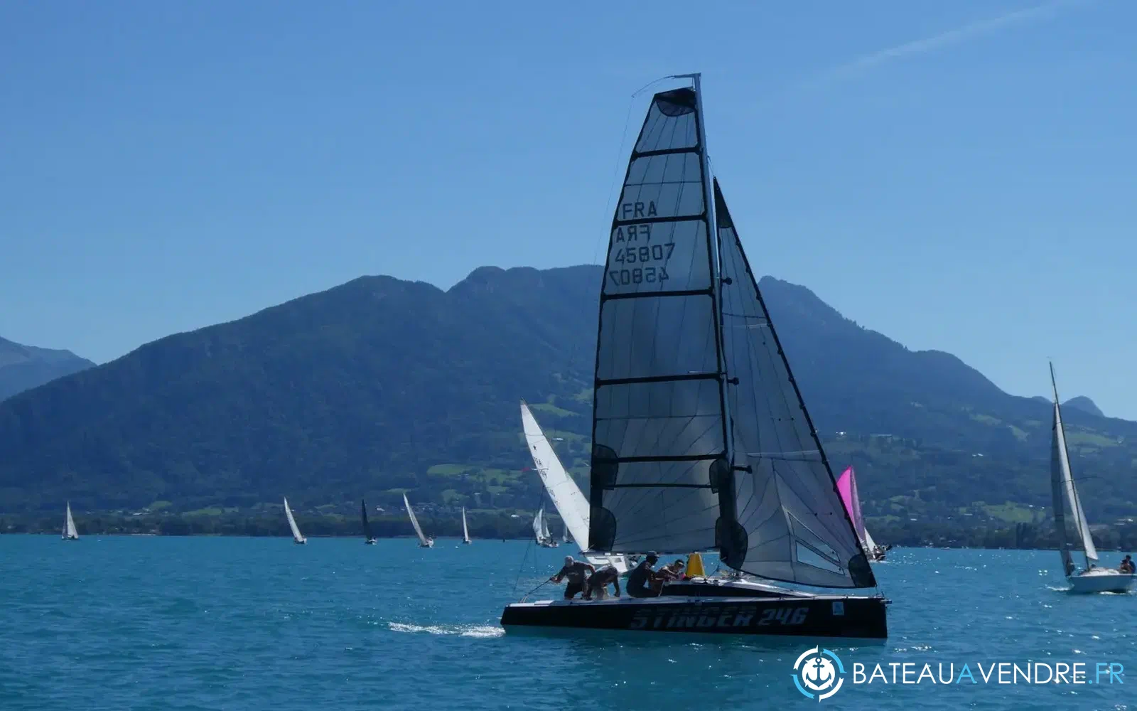 slider 0 Saturn Yachts Stinger 24.6