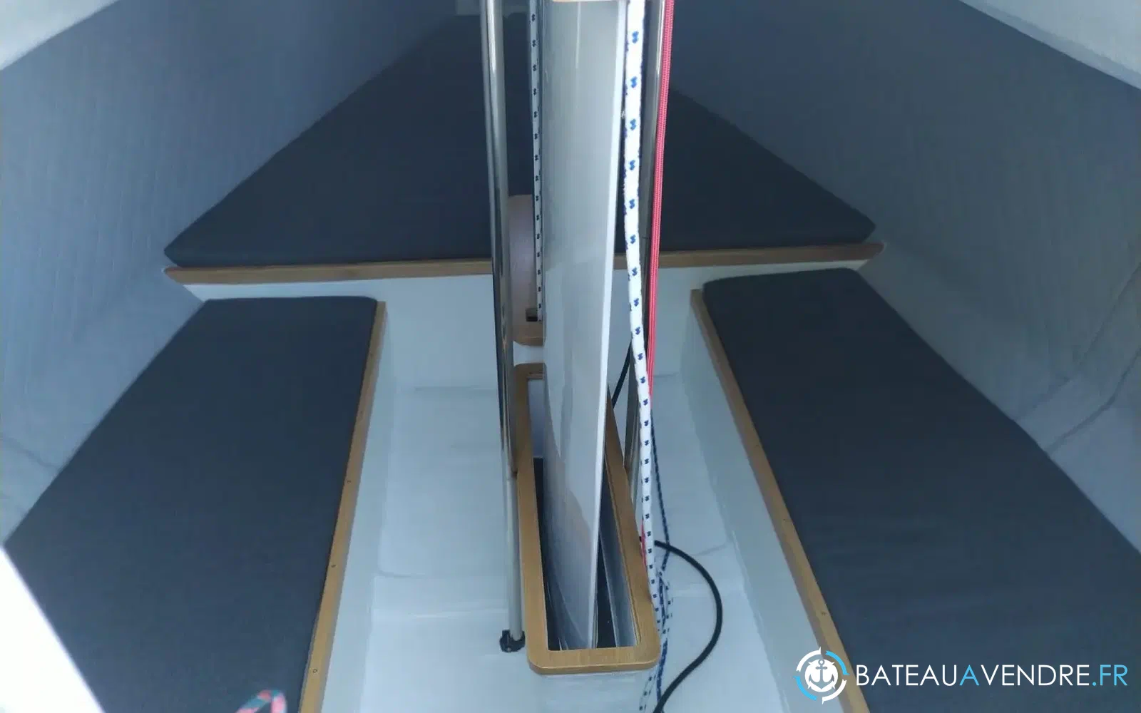 slider 10 Saturn Yachts Stinger 24.6