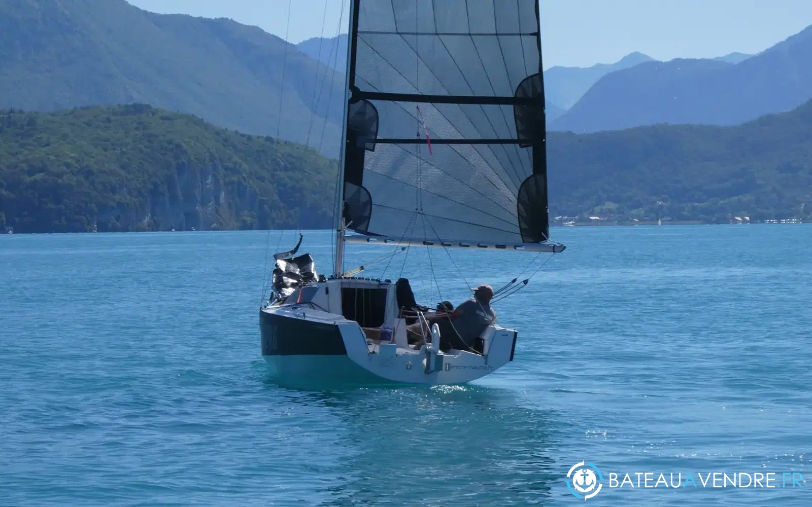 slider 6 Saturn Yachts Stinger 24.6
