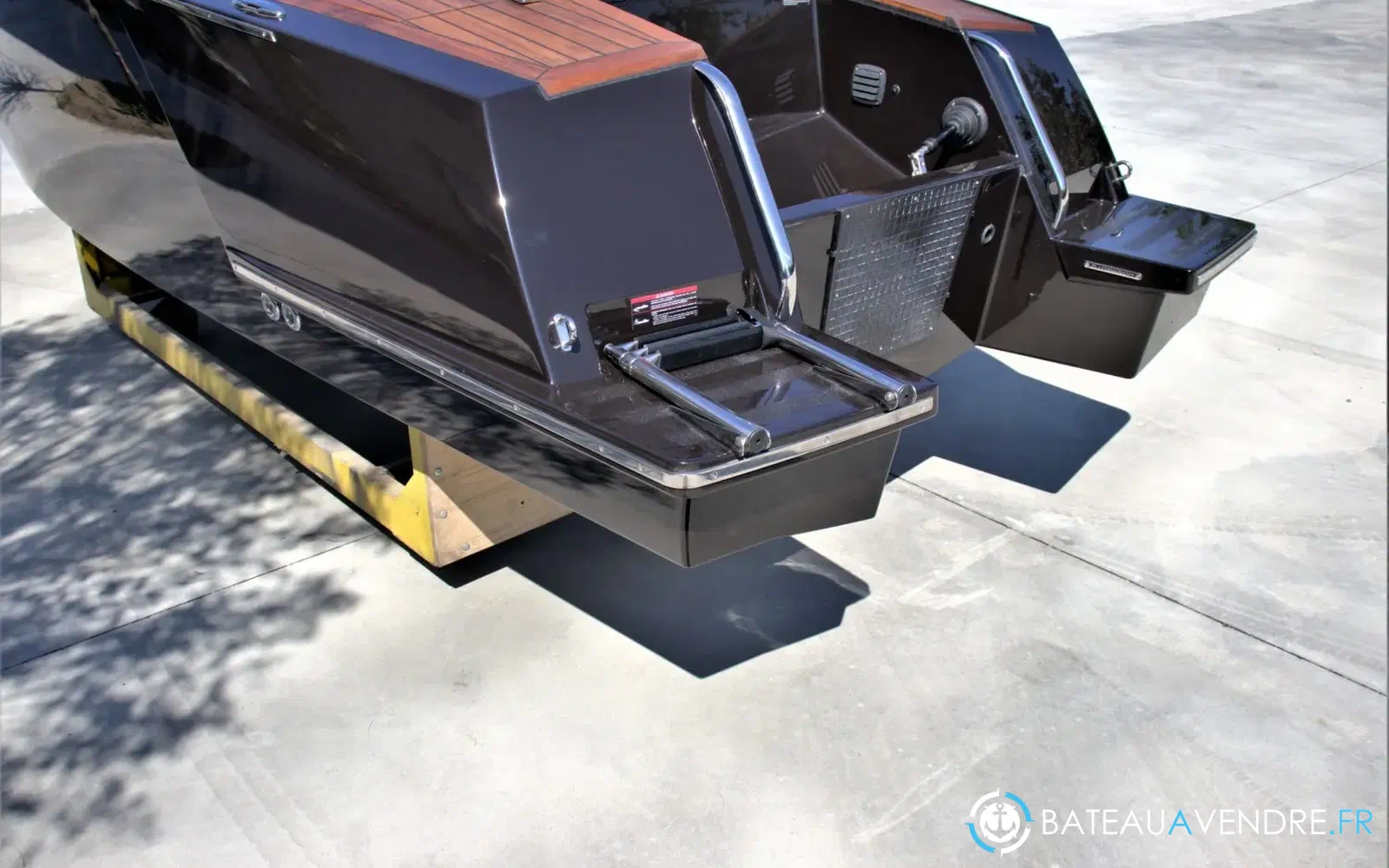 slider 18 VTS Boats Flying Shark 5.7