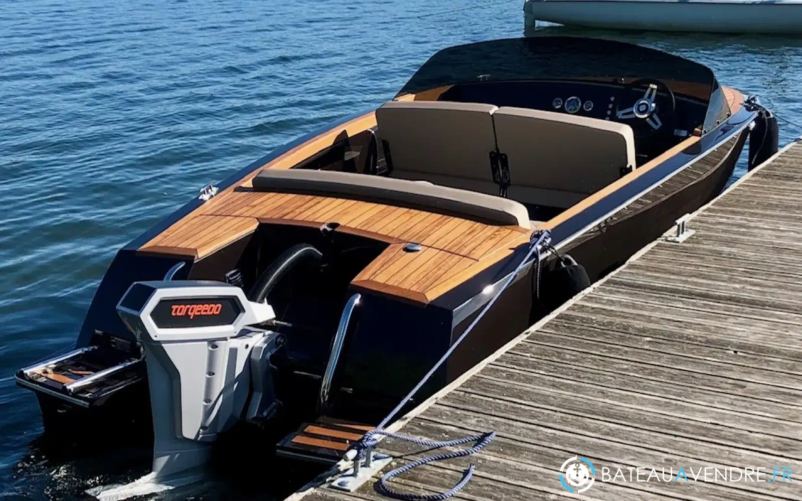 slider 0 VTS Boats Flying Shark 5.7