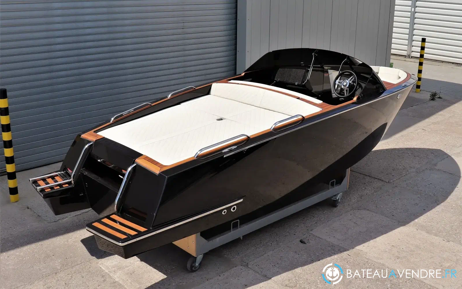 slider 3 VTS Boats Flying Shark 5.7