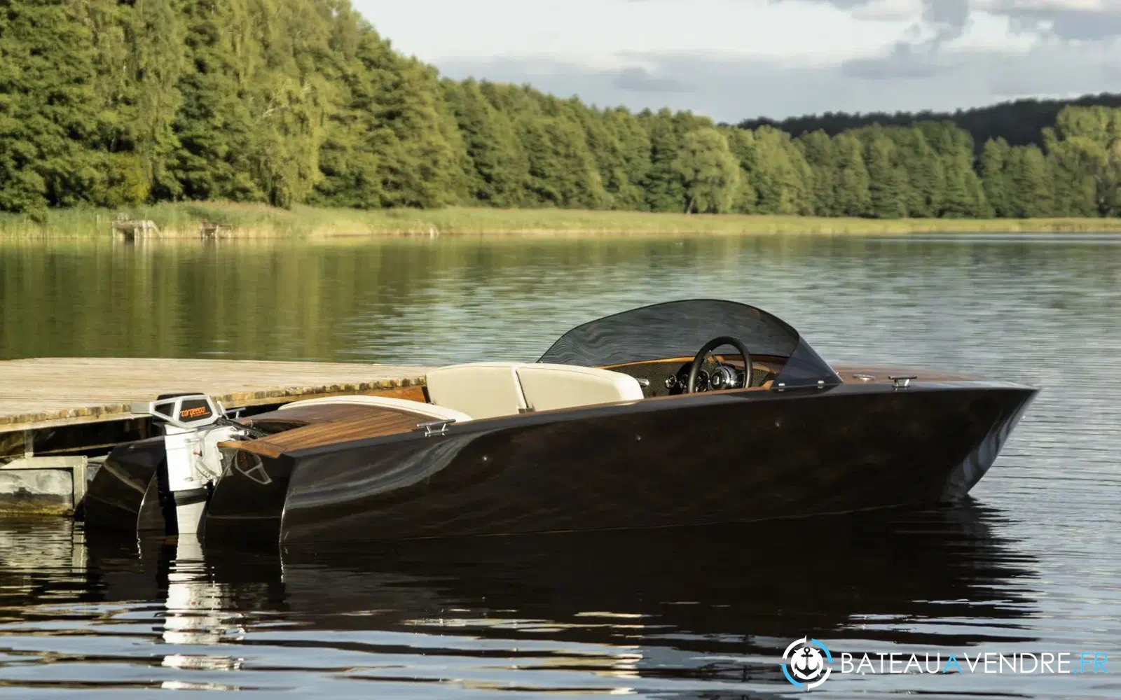 slider 10 VTS Boats Flying Shark 4.2