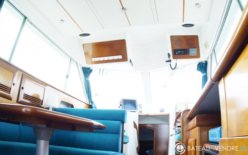 Beneteau Antares 10.80 interieur photo 5