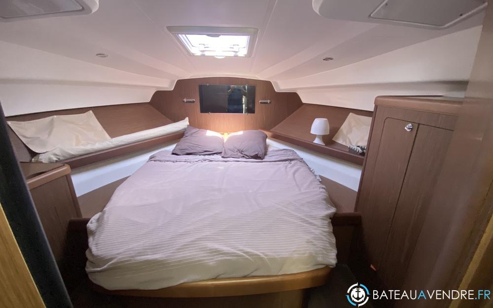 Beneteau Antares 30 Fly interieur photo 3