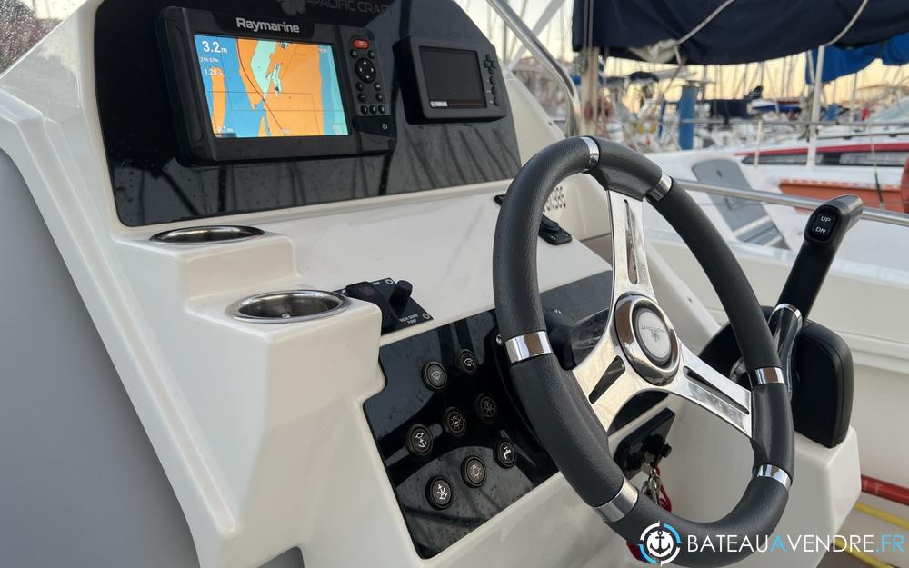 Pacific Craft 750 Open electronique / cockpit photo 5