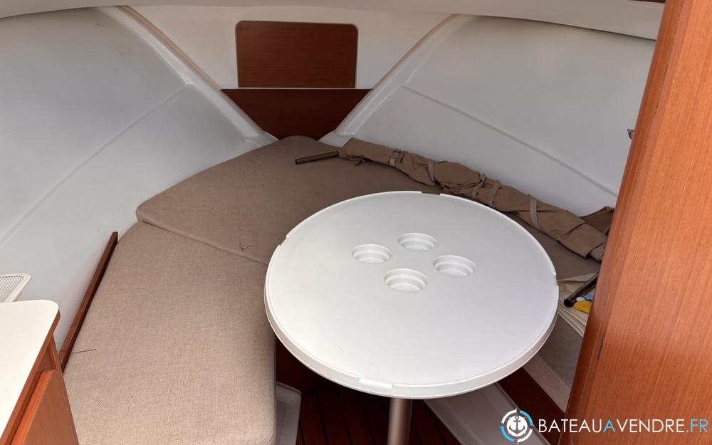 Beneteau Flyer 750 Sun Deck interieur photo 2