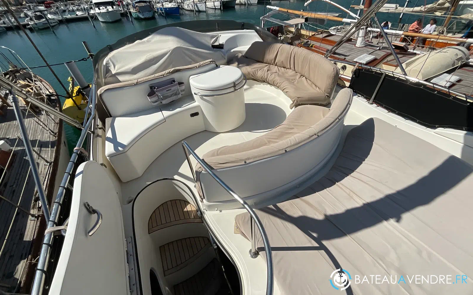 slider 12 Azimut 46