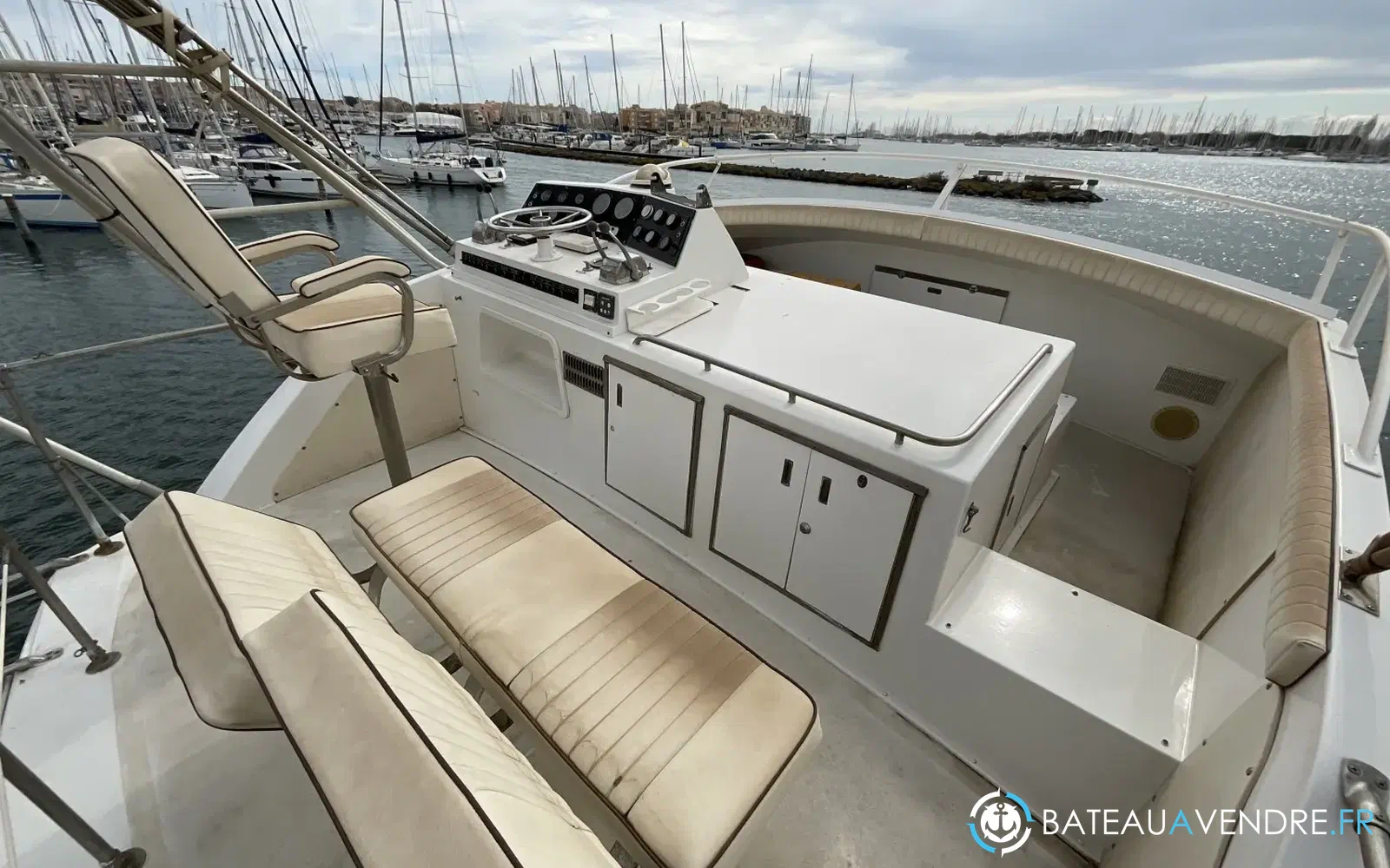 slider 13 Bertram 46.6 Convertible