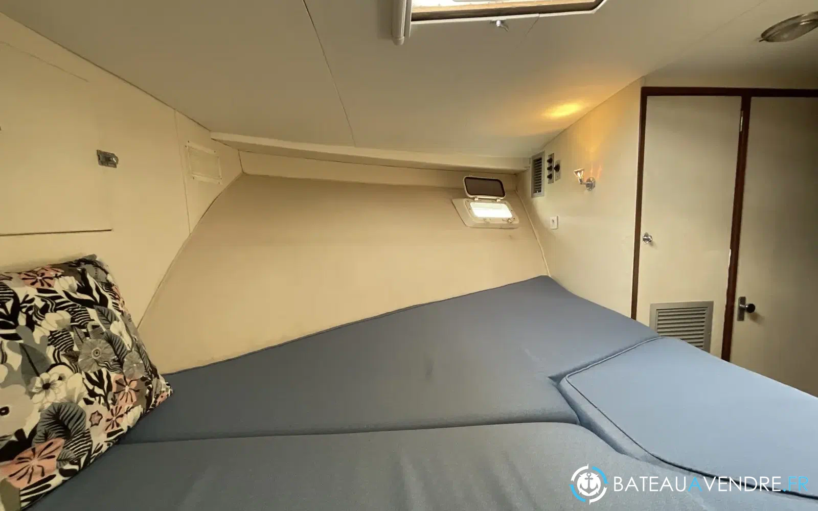 slider 38 Bertram 46.6 Convertible