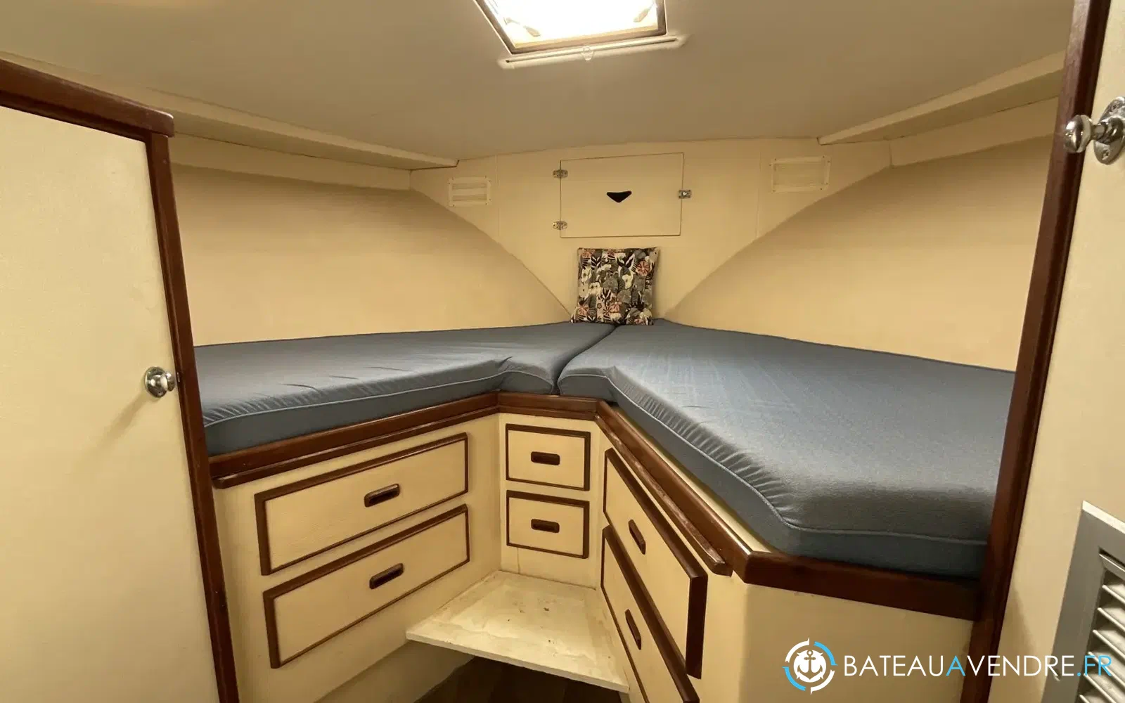 slider 40 Bertram 46.6 Convertible