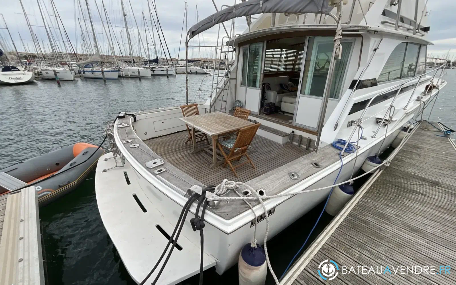 slider 4 Bertram 46.6 Convertible
