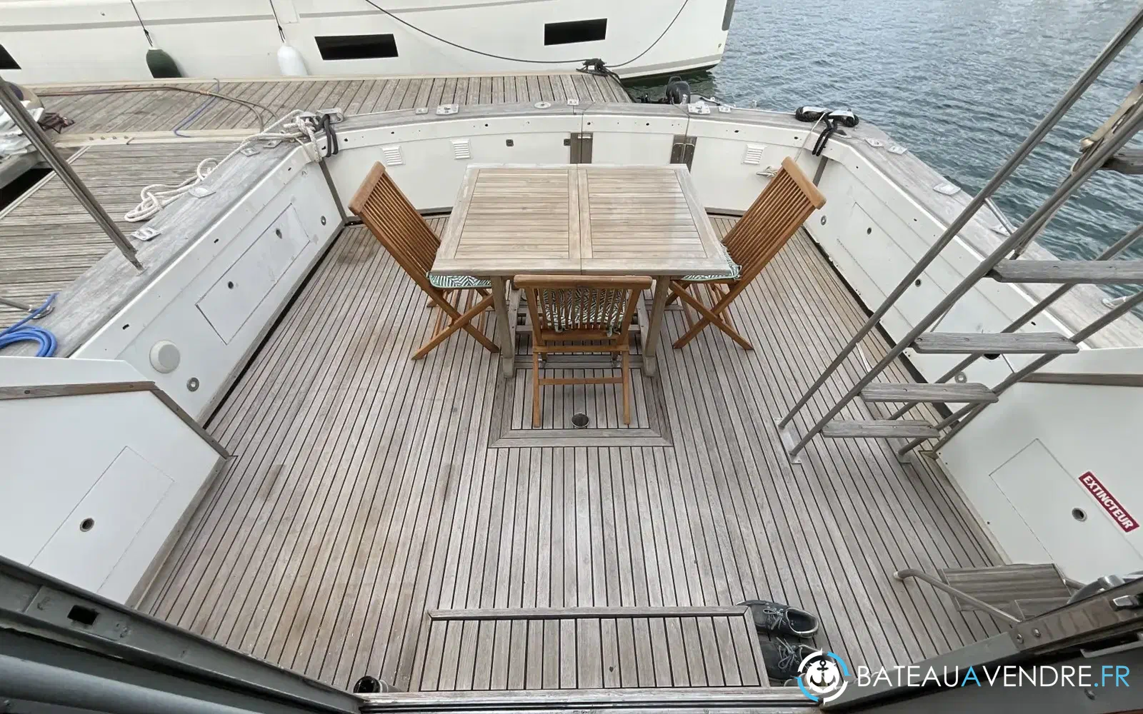 slider 5 Bertram 46.6 Convertible