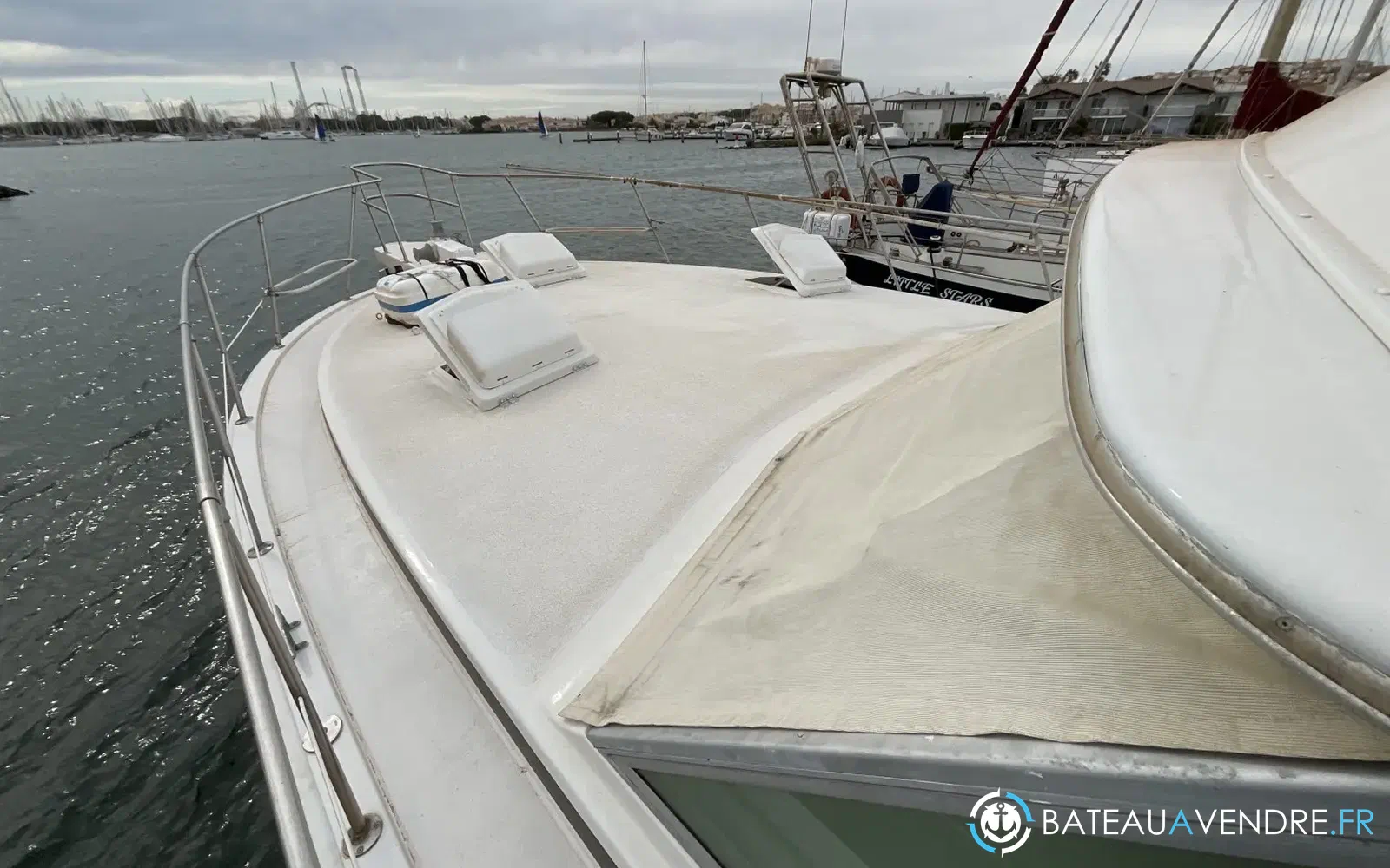slider 8 Bertram 46.6 Convertible