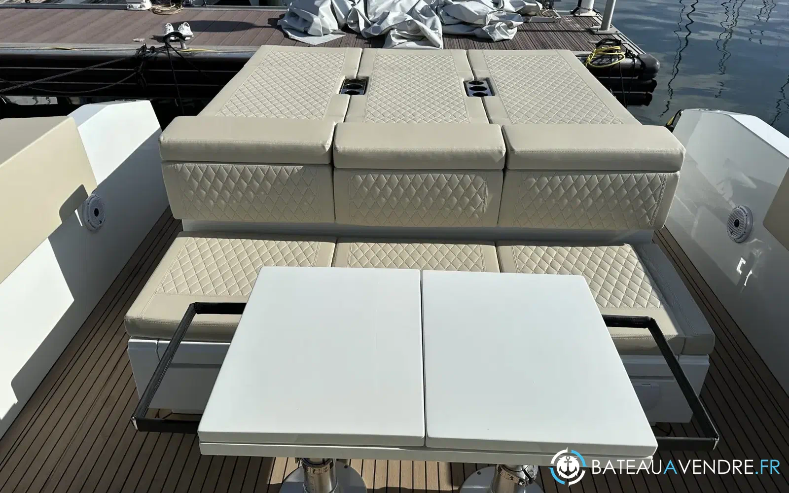 slider 15 De Antonio Yachts D34 Cruiser