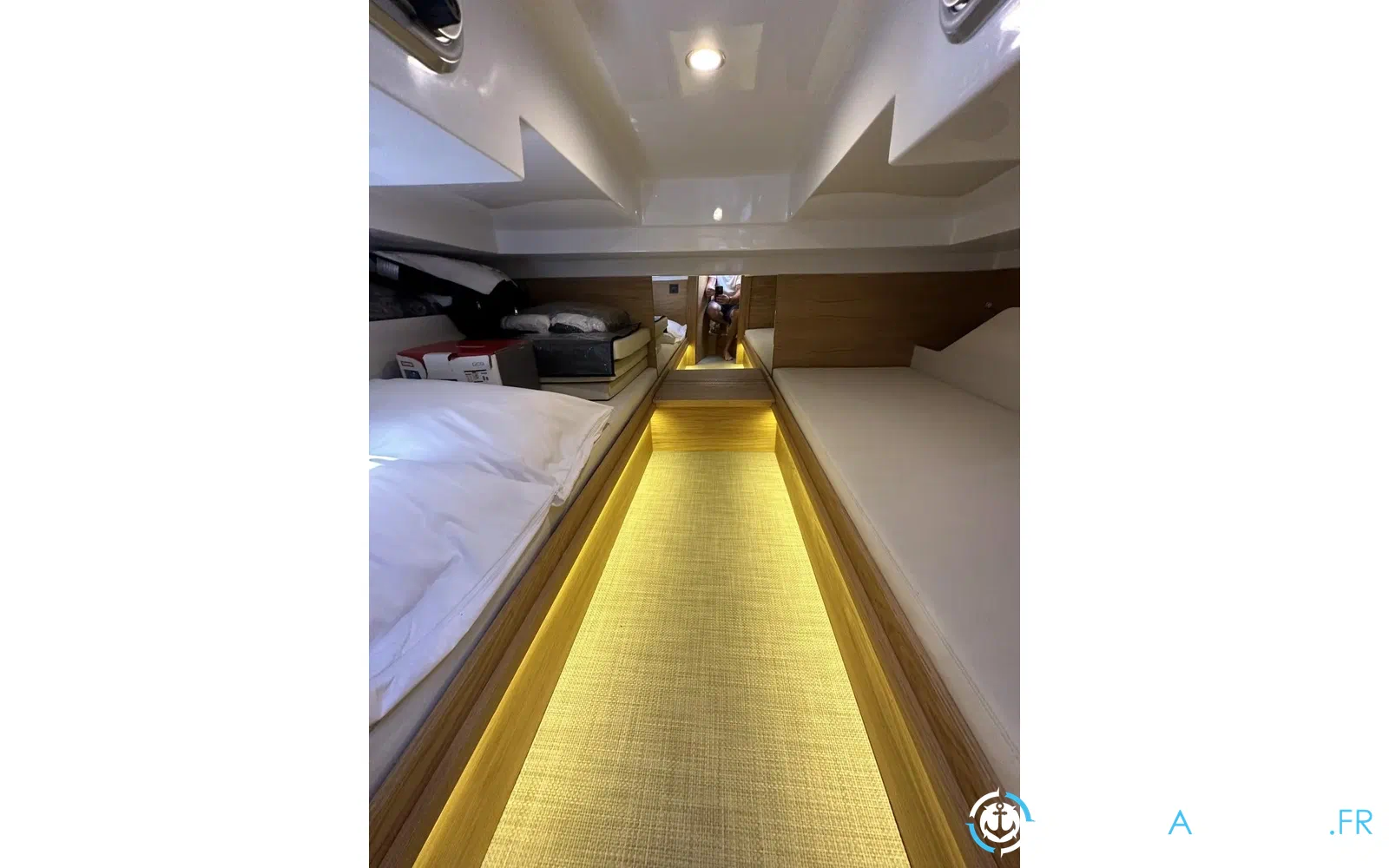 slider 7 De Antonio Yachts D34 Cruiser