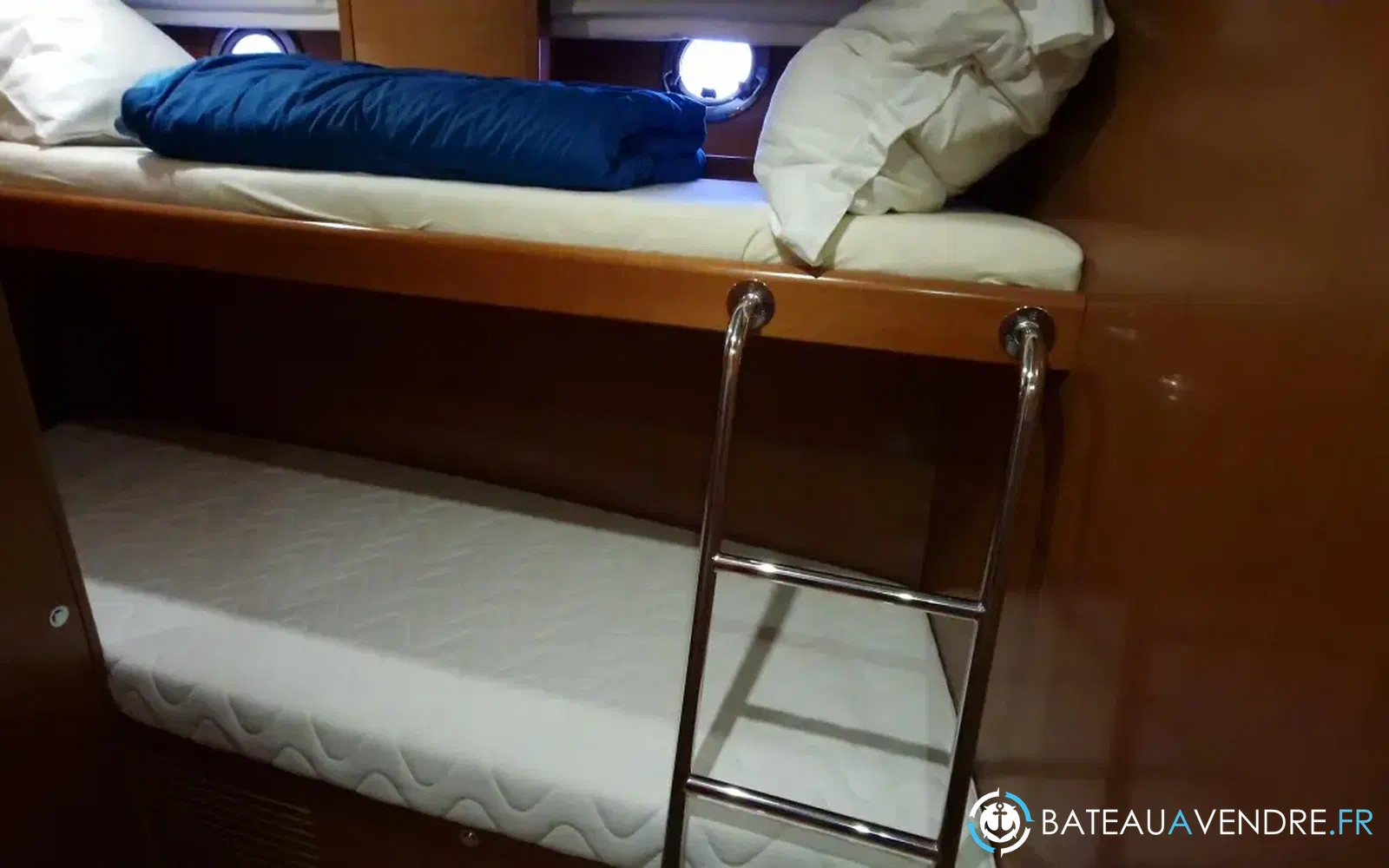 slider 9 Beneteau Swift Trawler 52