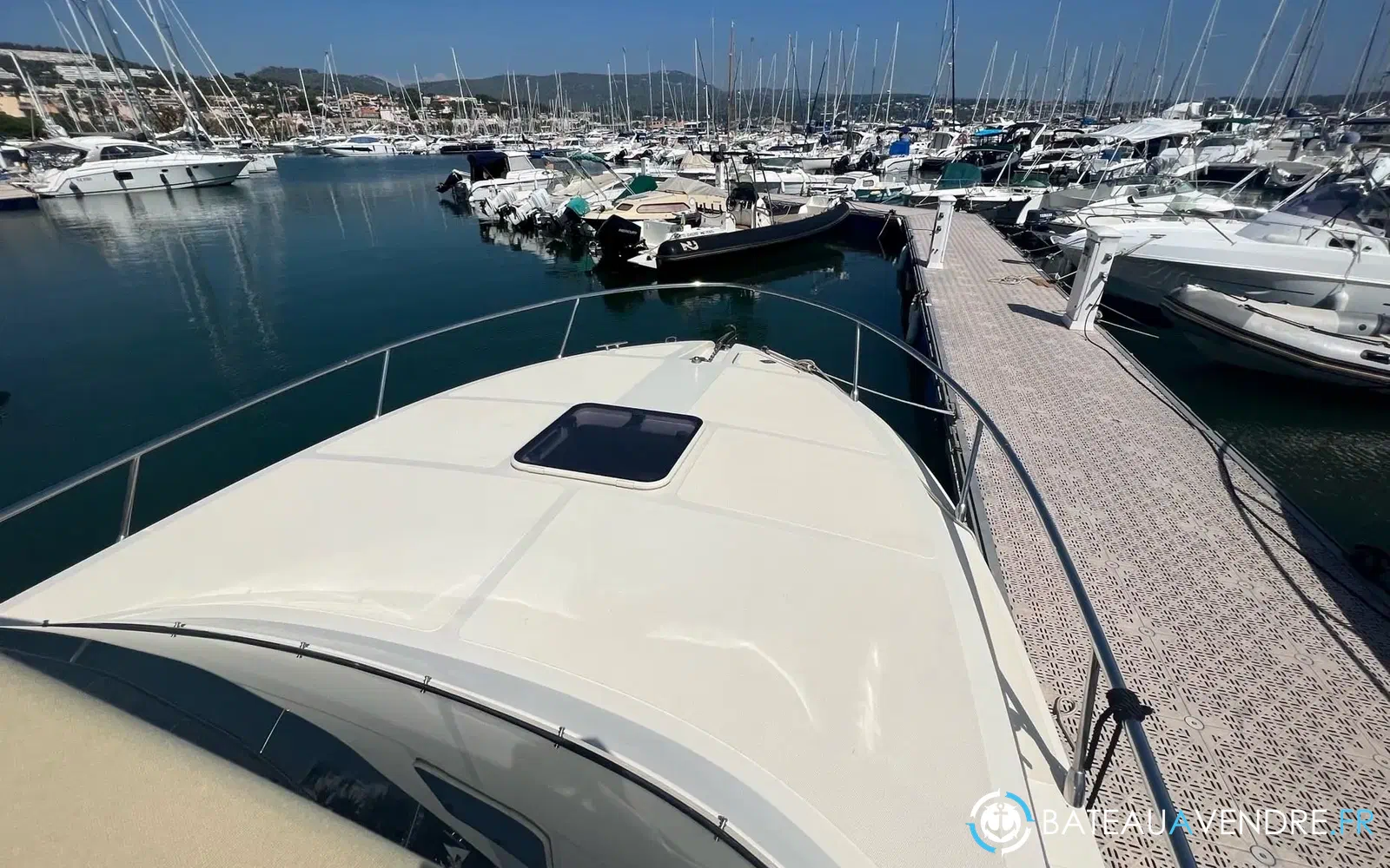 slider 2 Asterie 40 Day Cruiser