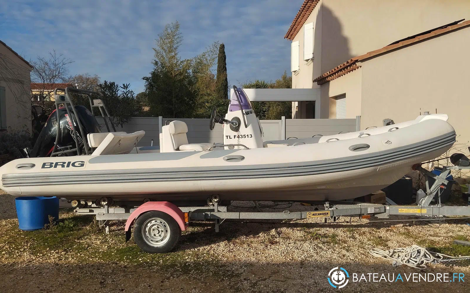 slider 0 Brig Navigator 610