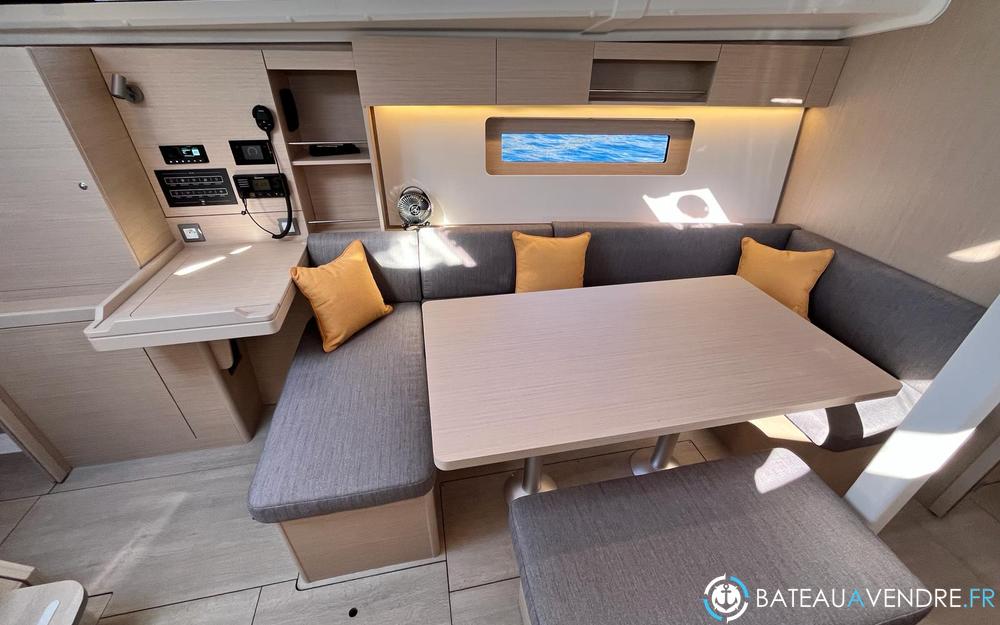 Beneteau Oceanis 37.1 interieur photo 5