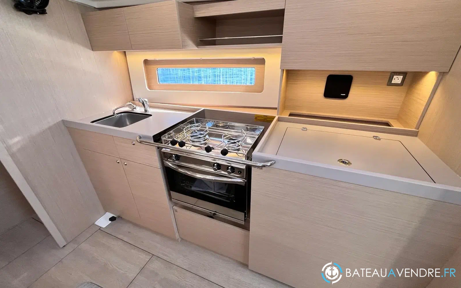 slider 6 Beneteau Oceanis 37.1