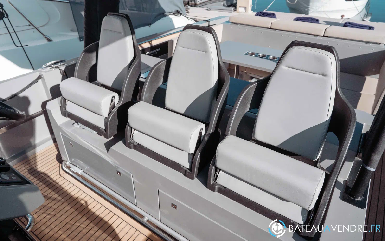 slider 13 De Antonio Yachts D36 Open