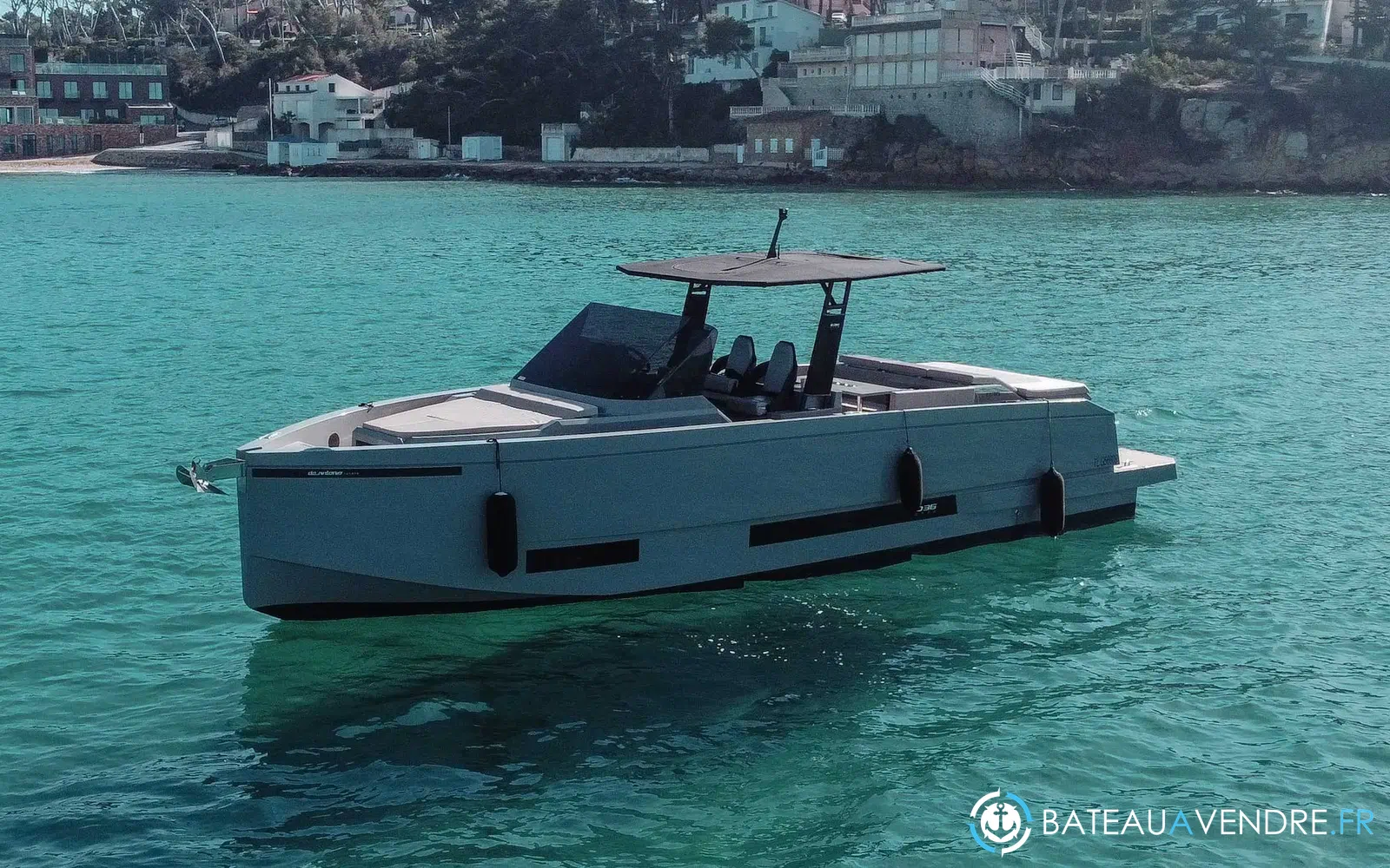 slider 1 De Antonio Yachts D36 Open