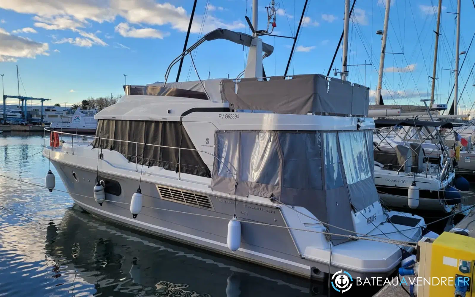 slider 1 Beneteau Swift Trawler 41 Fly