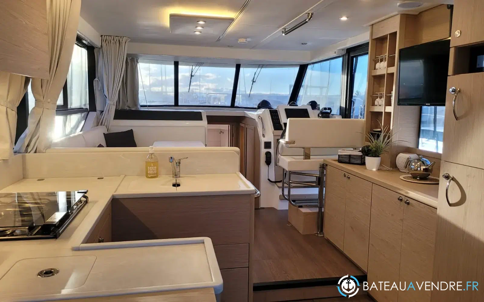 slider 2 Beneteau Swift Trawler 41 Fly