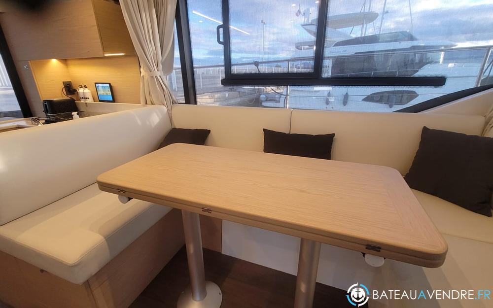 Beneteau Swift Trawler 41 Fly interieur photo 5