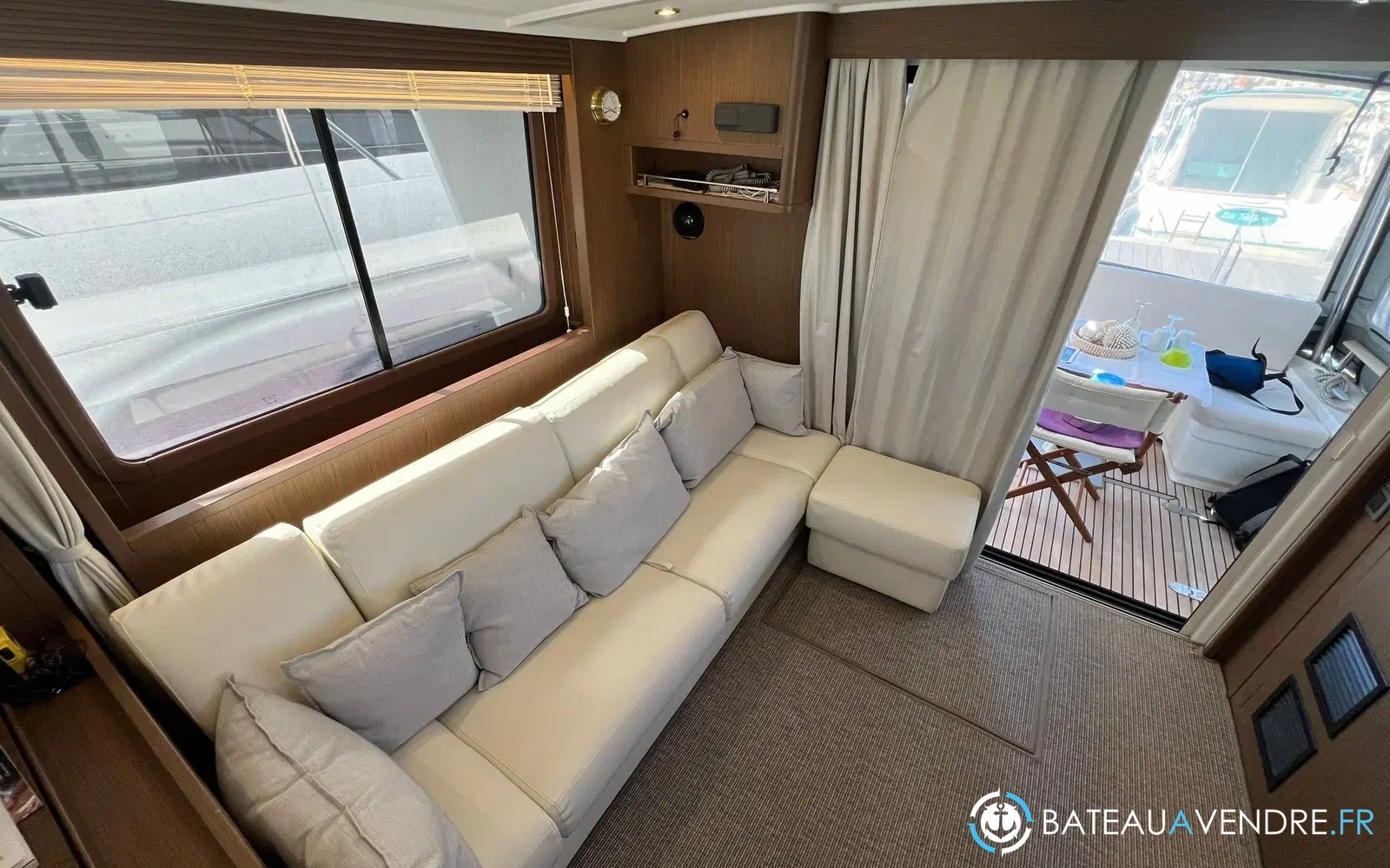 slider 15 Beneteau Swift Trawler 44
