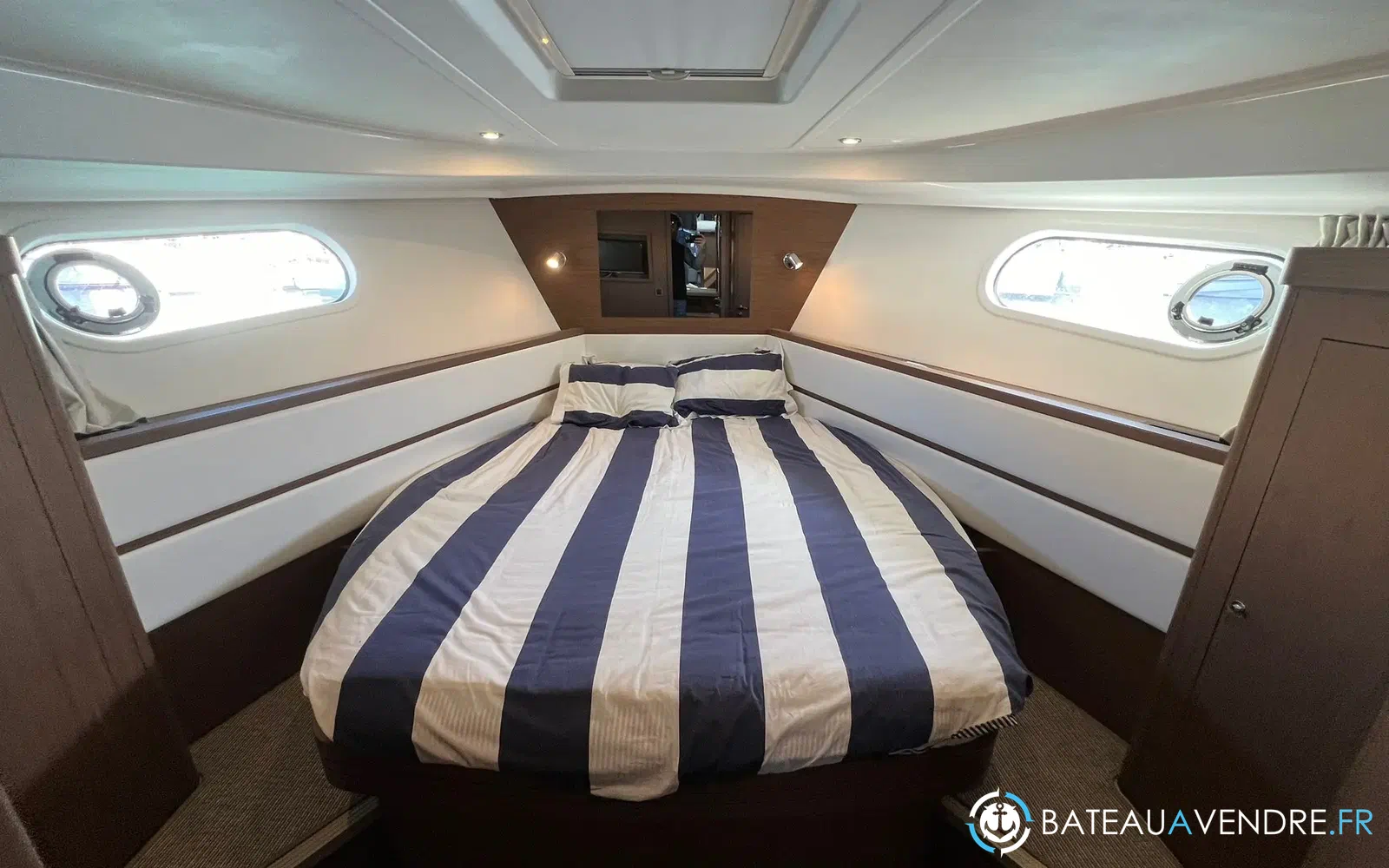 slider 21 Beneteau Swift Trawler 44