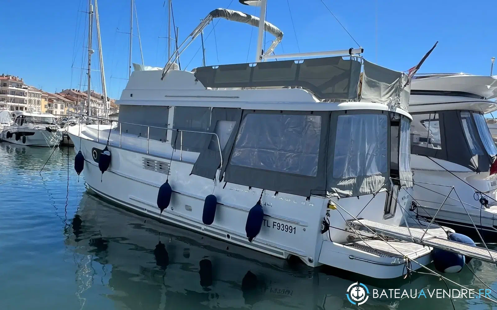 slider 2 Beneteau Swift Trawler 44