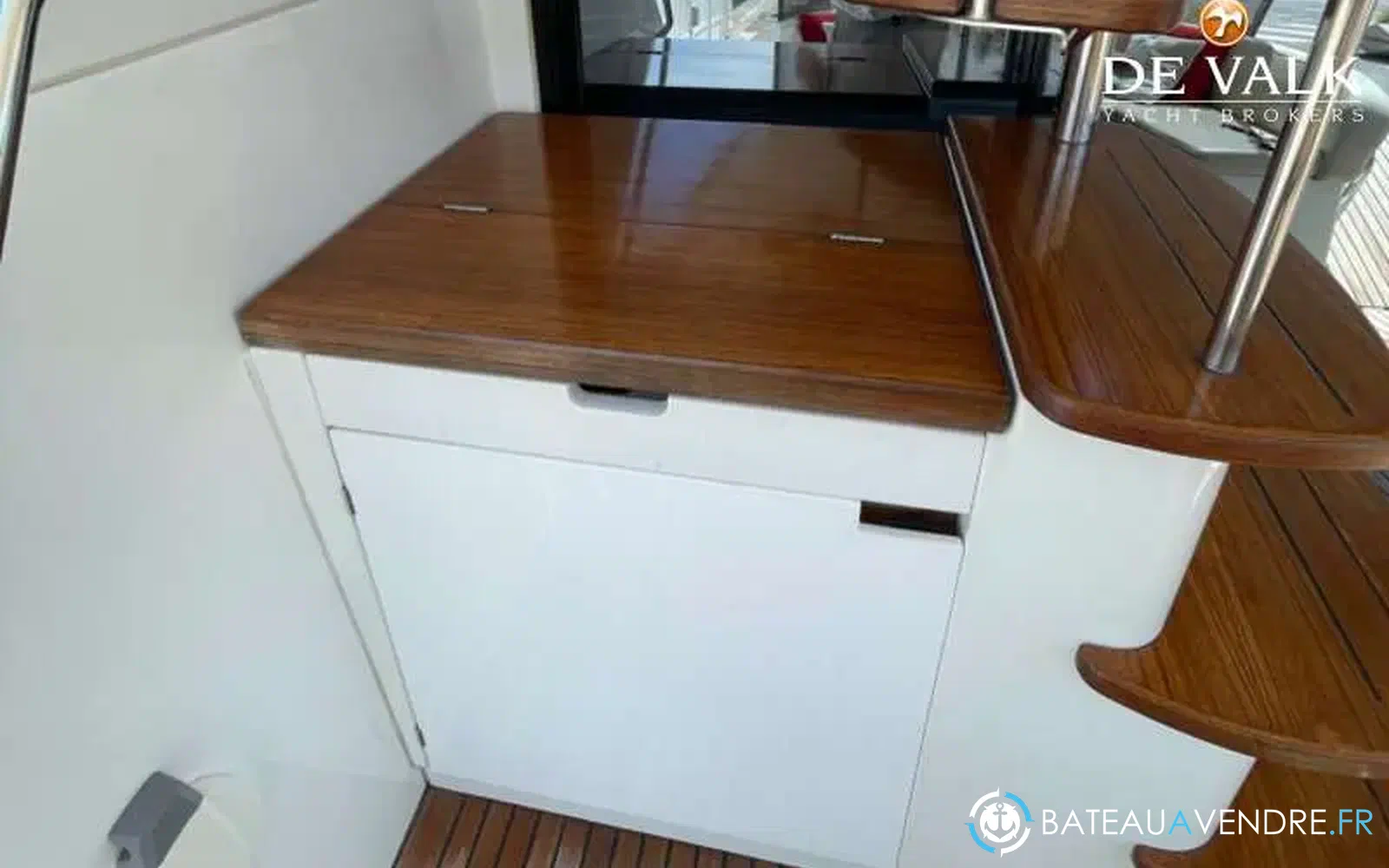 slider 9 Beneteau Monte Carlo 47