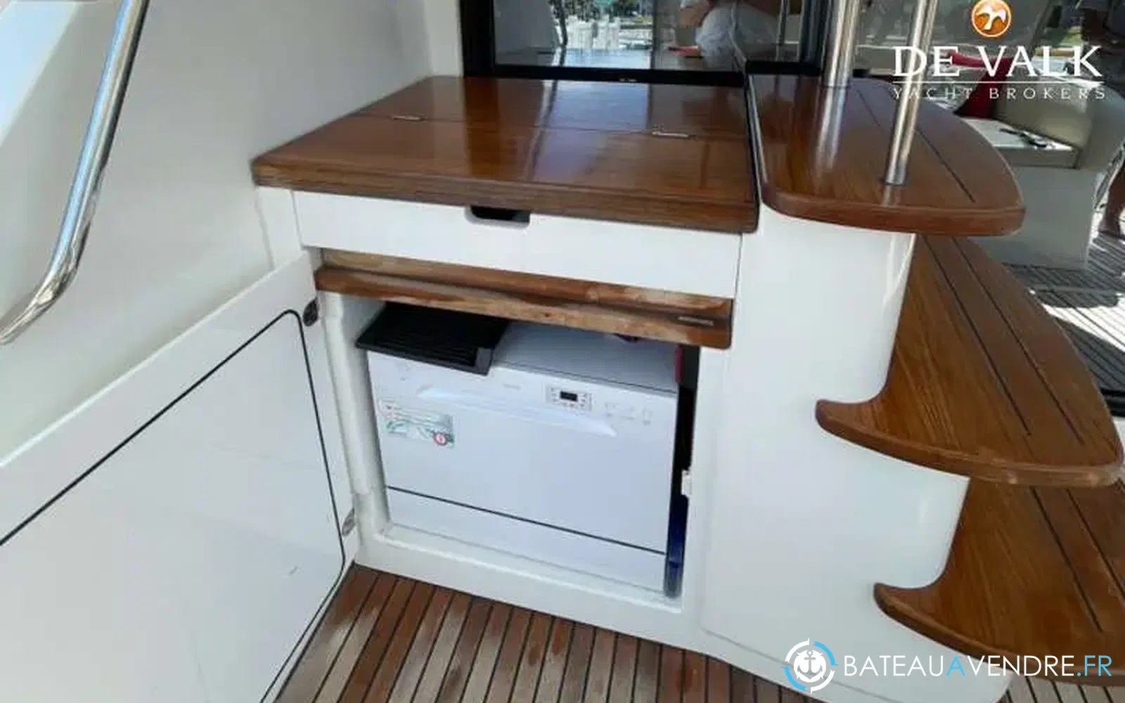 slider 10 Beneteau Monte Carlo 47