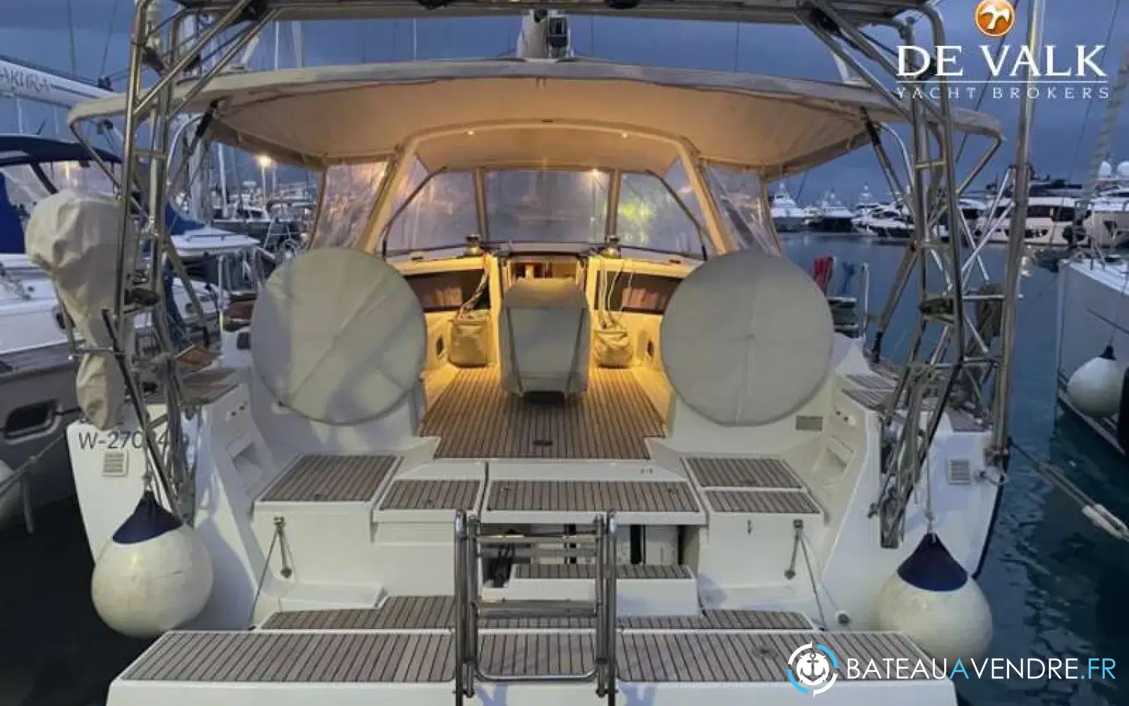 slider 17 Beneteau Oceanis 48