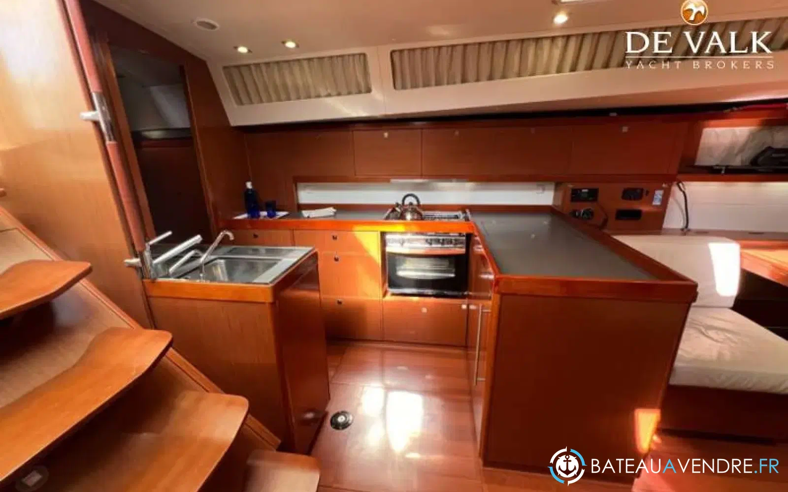 slider 23 Beneteau Oceanis 48