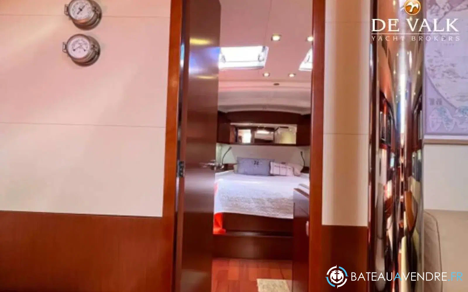 slider 30 Beneteau Oceanis 48