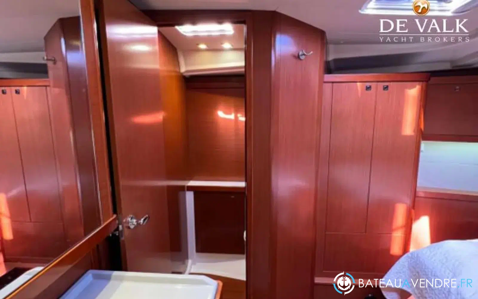 slider 34 Beneteau Oceanis 48