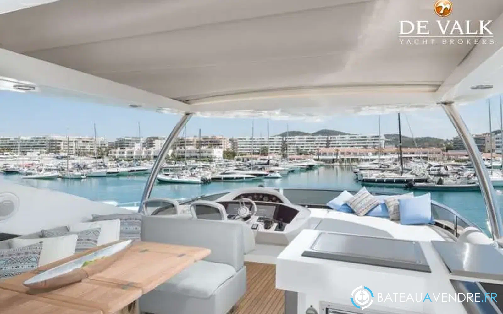 slider 11 Sunseeker Yacht 86