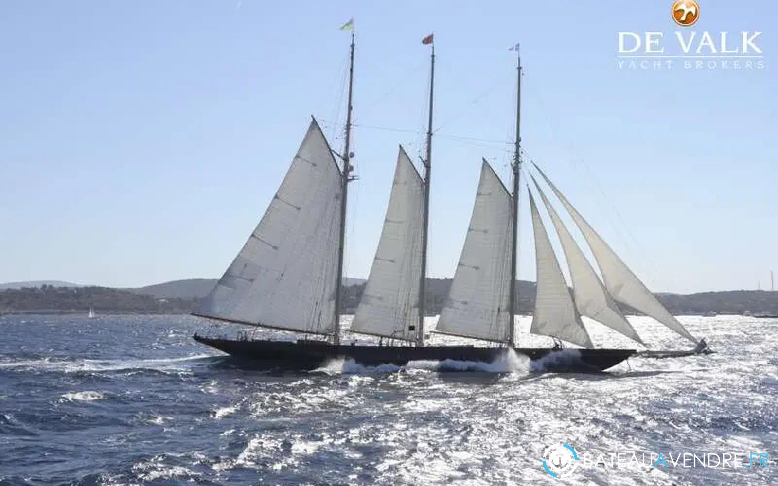 slider 1 Van Der Graaf Classic Schooner