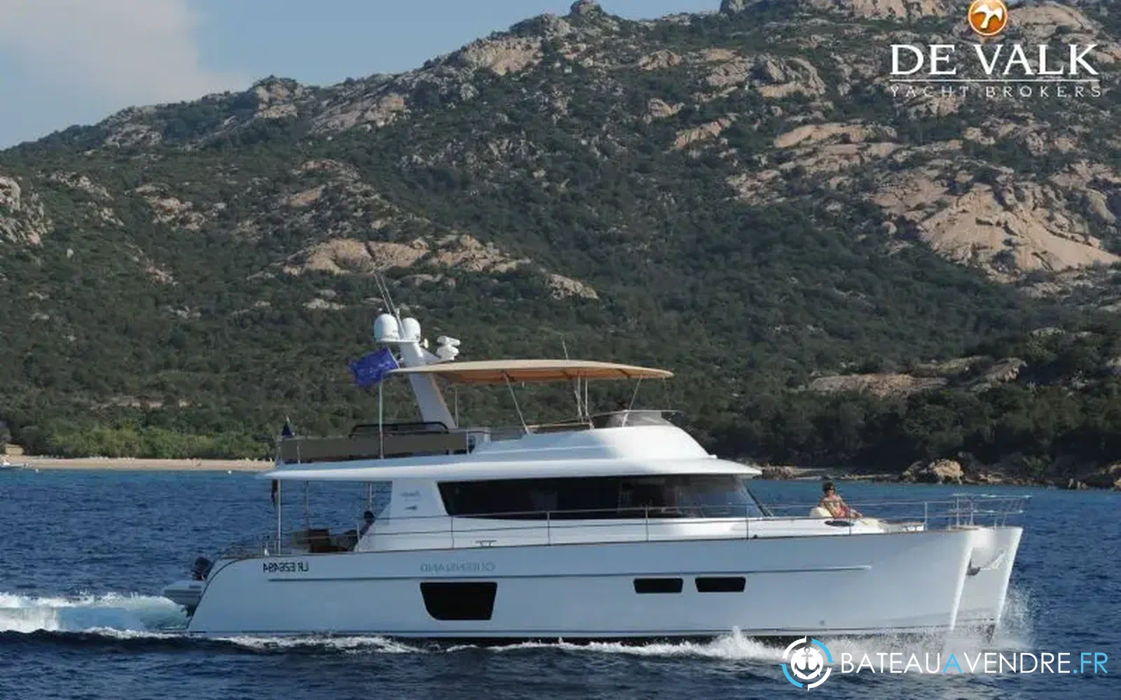 slider 0 Fountaine Pajot Queensland 55