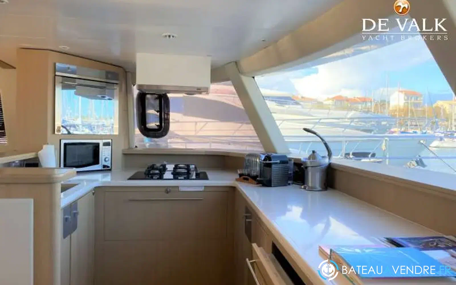 slider 17 Fountaine Pajot Queensland 55