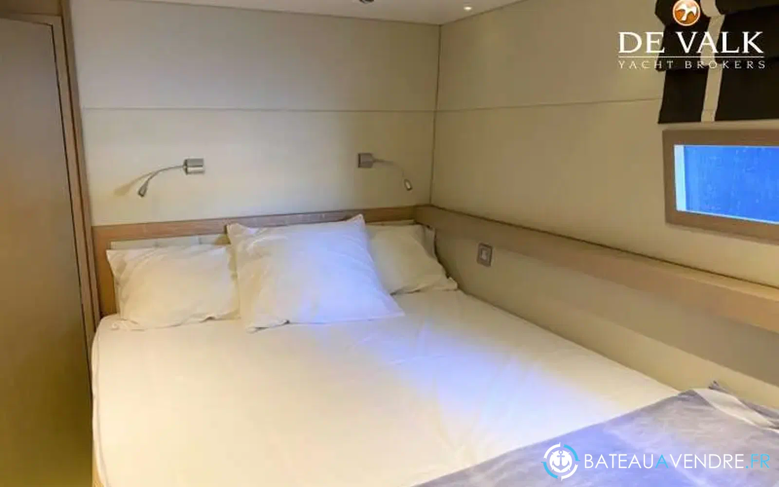 slider 19 Fountaine Pajot Queensland 55