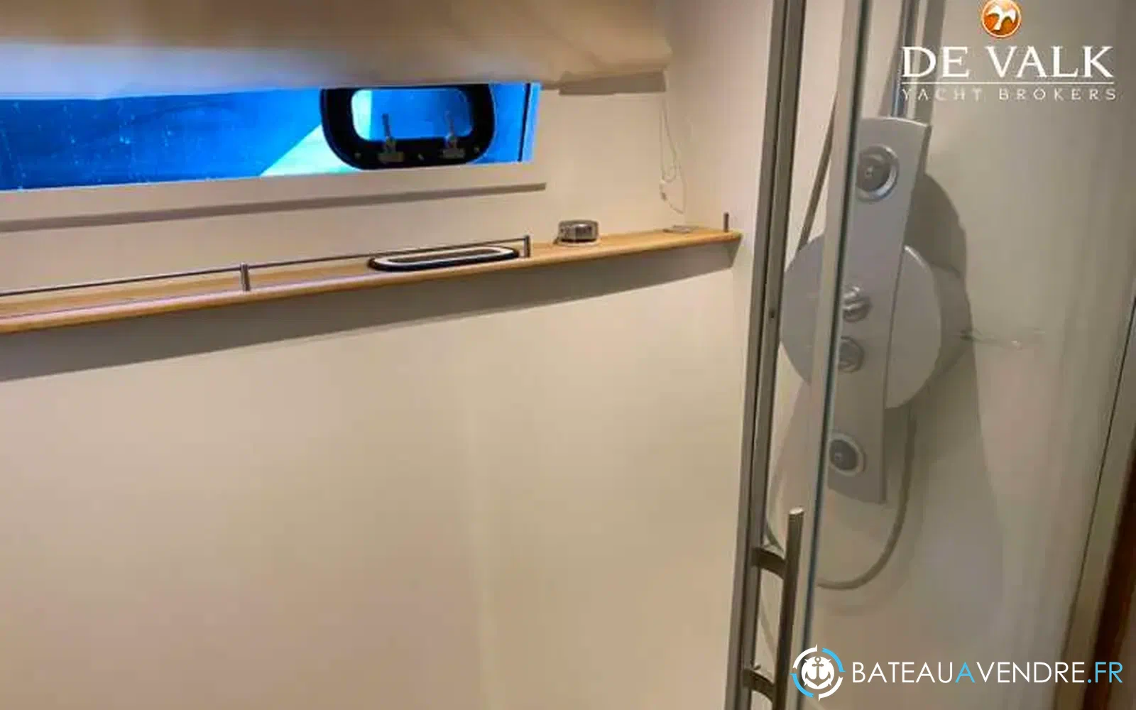 slider 21 Fountaine Pajot Queensland 55